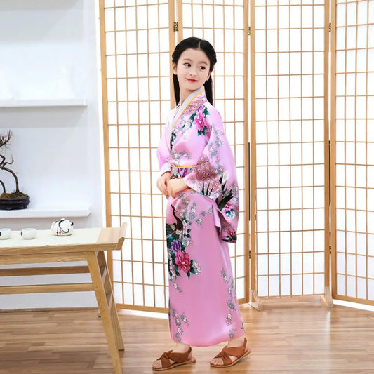 Girl Kimono Katana